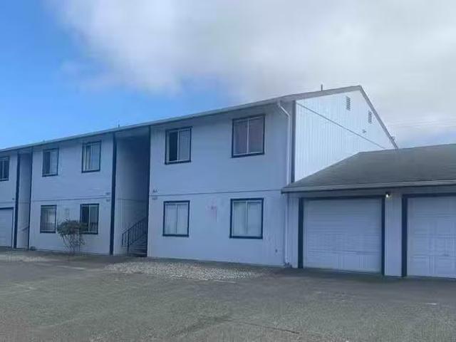Condo for rent in Eureka