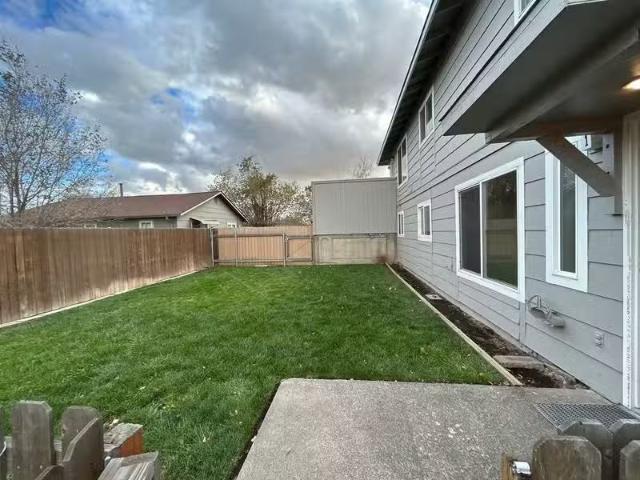 Condo for rent in Redmond