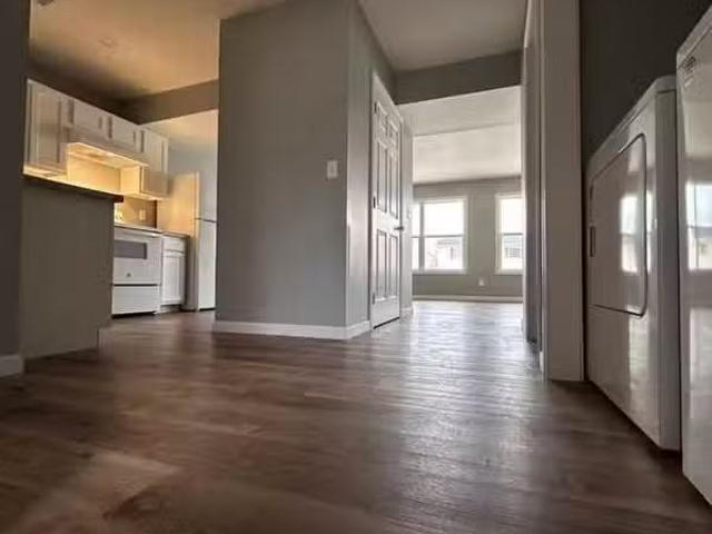 Condo for rent in Marion