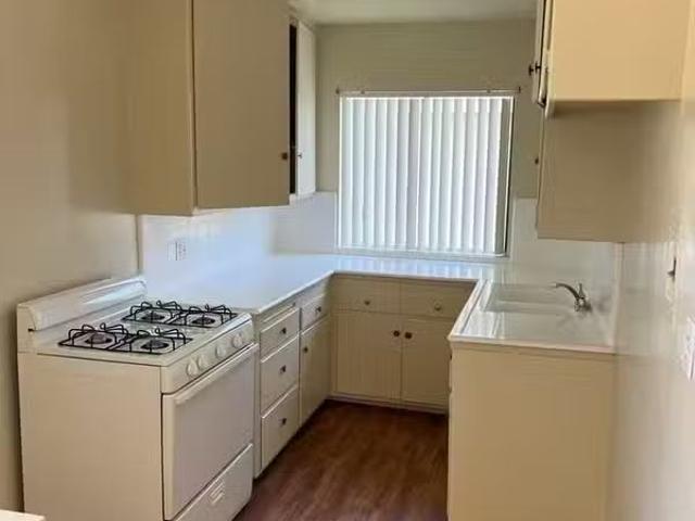Condo for rent in Inglewood