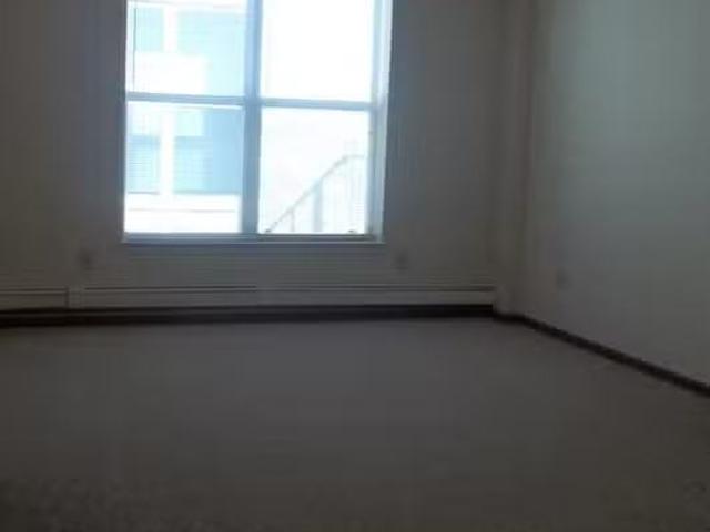 Condo for rent in Oak Creek