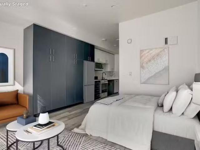 Condo for rent in Seattle
