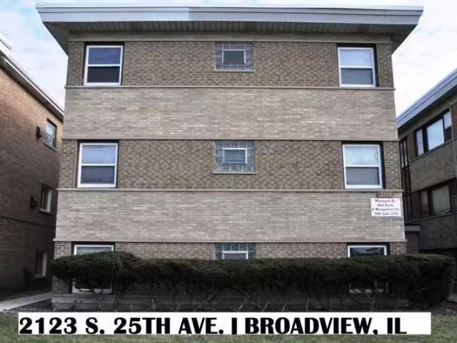 Condo for rent in Bedford Park
