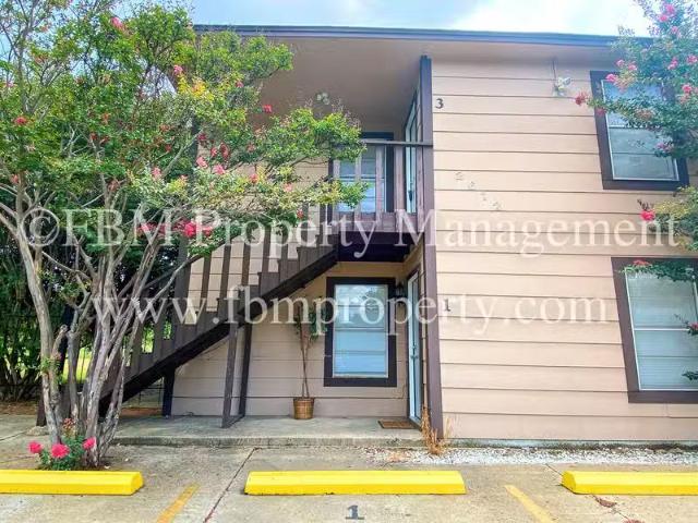 Condo for rent in Corsicana