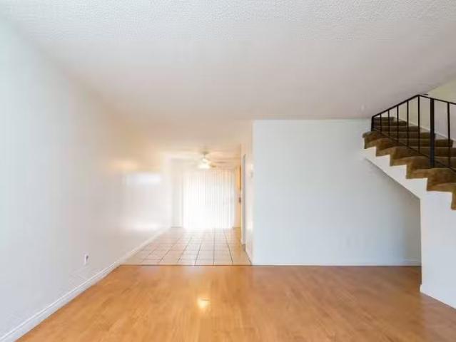 Condo for rent in North Hollywood