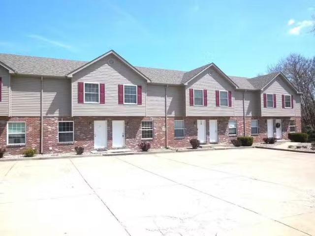 Condo for rent in East Saint Louis