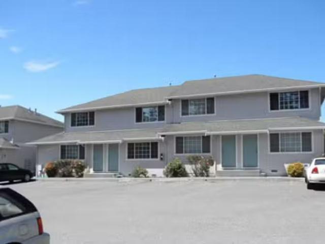Condo for rent in Eureka