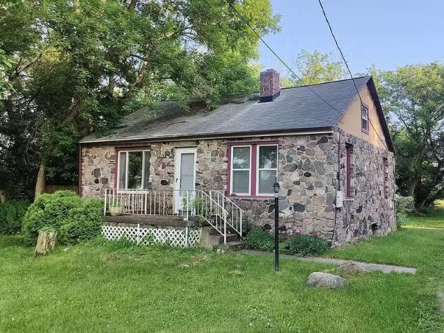House for rent in Canton