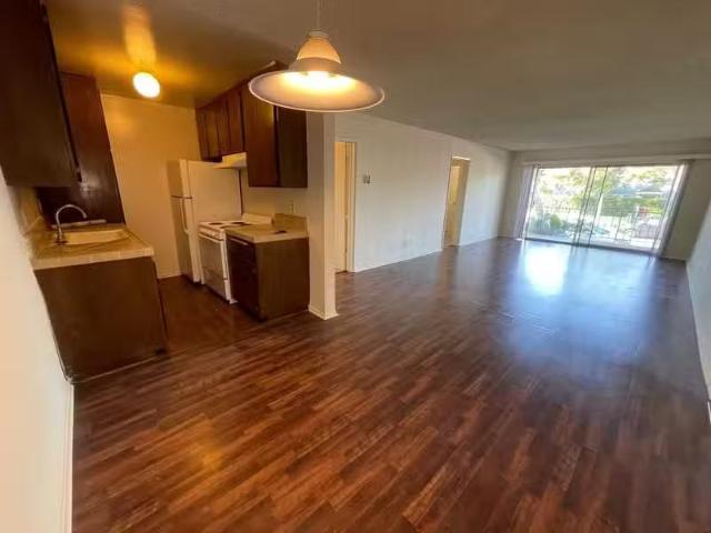 Condo for rent in North Hollywood