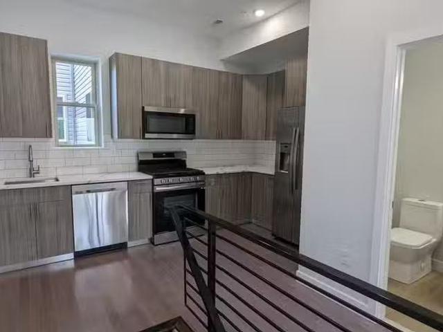 Condo for rent in Philadelphia