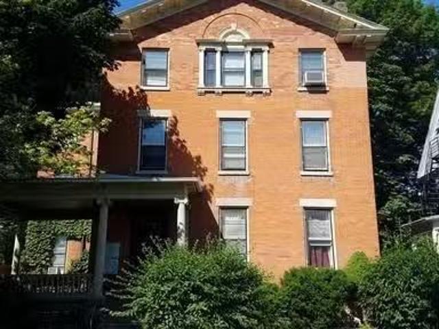Condo for rent in Rochester