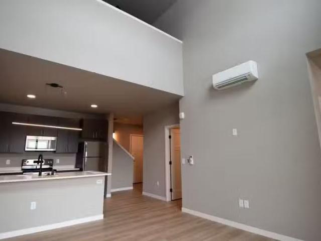Condo for rent in Madison