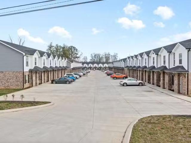 Condo for rent in Clarksville