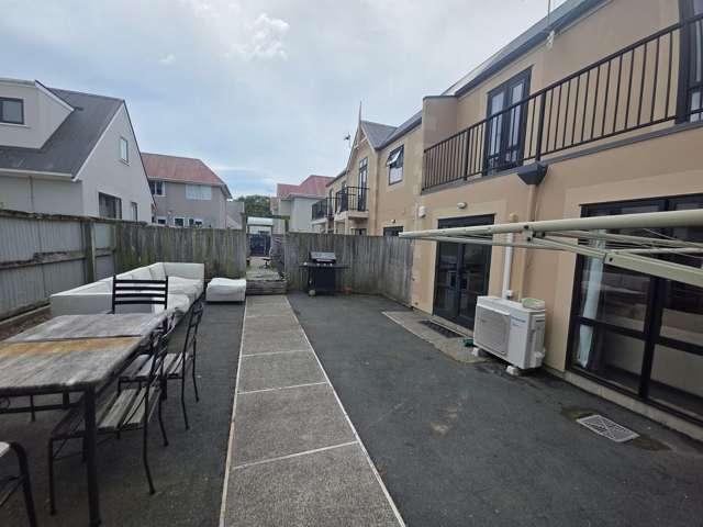 Property for rent in Otakou