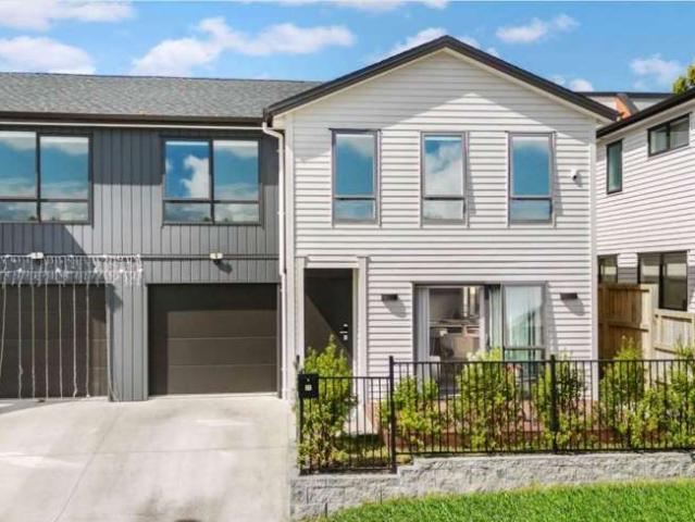 Townhouse for rent in New Lynn, Whau