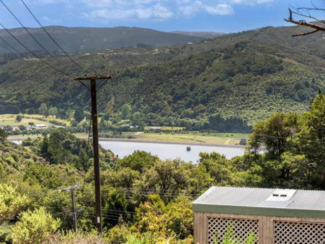 House for sale in Pauatahanui, Wellington