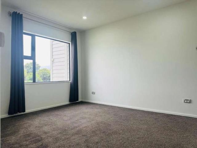 Townhouse for rent in Manurewa