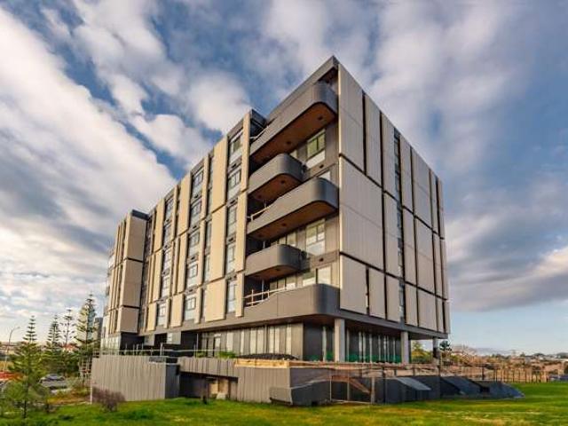 Apartment for sale in Takapuna
