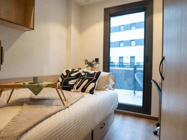 Habitación en alquiler en Girona, la Devesa