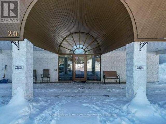 Condo for sale in Mcdougall, Ontario