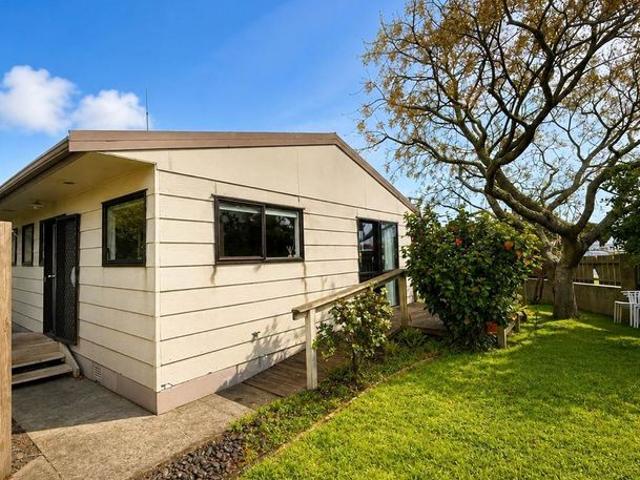 Apartment for rent in Bay Of Plenty