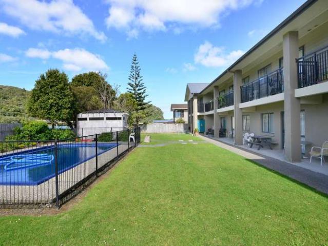Apartment for rent in Waiwera