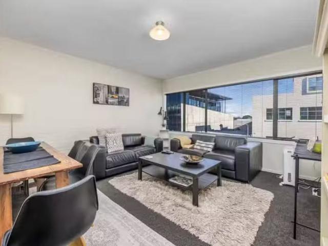 Apartment for sale in Balmoral, Oroua County