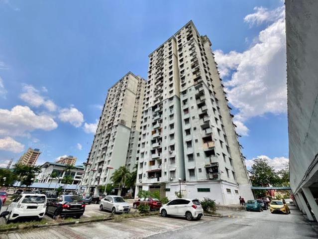 Apartment for sale in Country Heights Damansara, Kuala Lumpur
