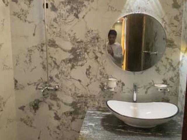 House for sale in مسلم ٹاؤن, لاہور ڈویژن