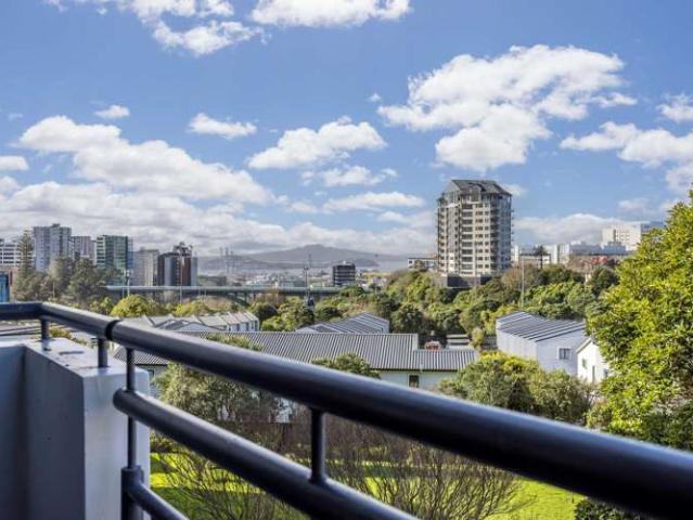 Apartment for sale in Auckland, Oroua County
