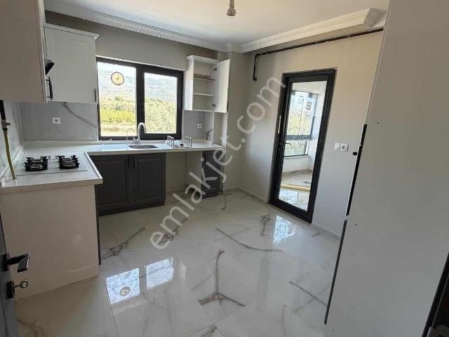 Selçuk, İznik içerisinde kiralık mülk