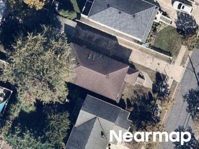House for sale in East Rockaway