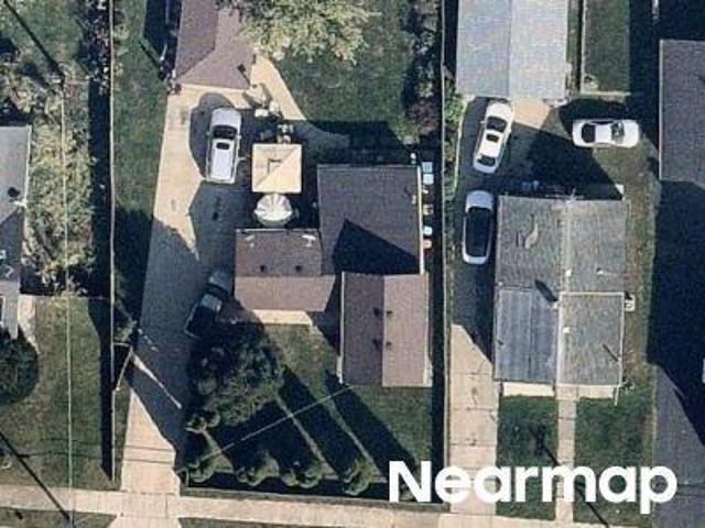 House for sale in Aurora, Illinois