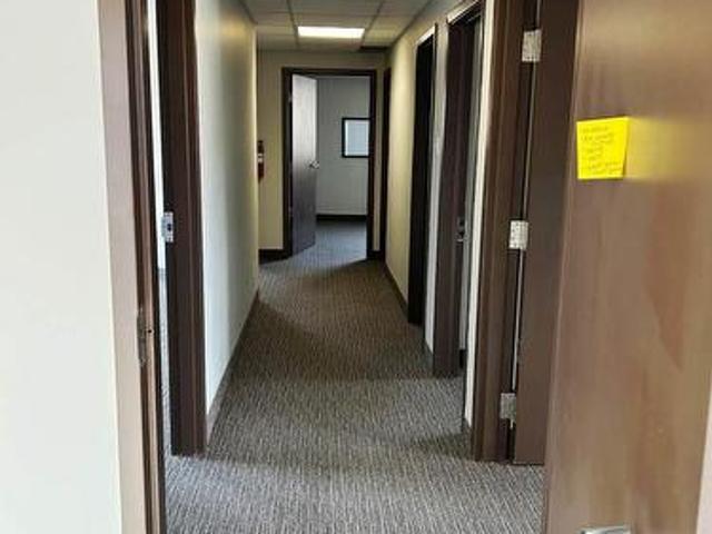 Commercial for rent in Barrie, Ontario