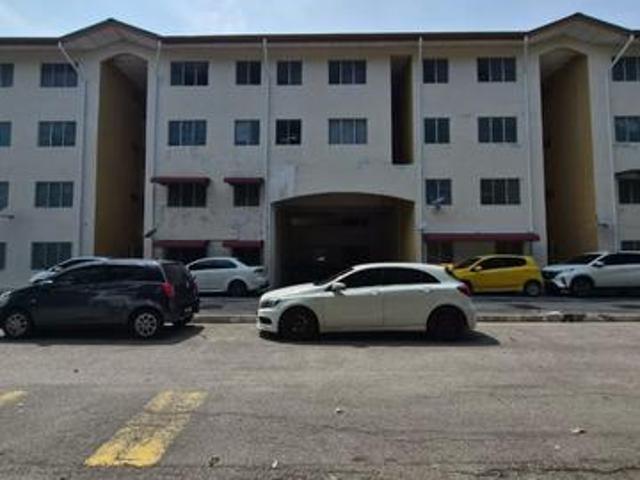 Flat for sale in Wellesley, Penang