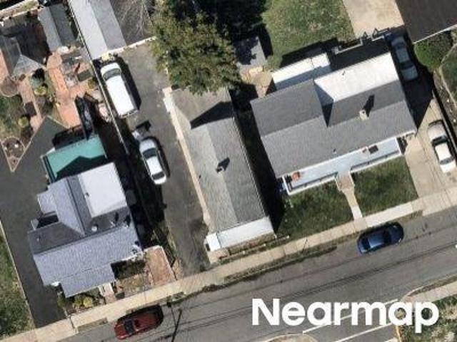 House for sale in Avenel, New Jersey