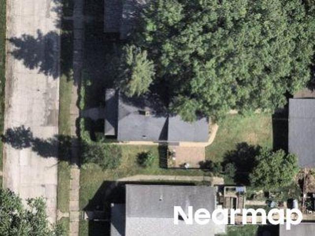 House for sale in Fairmount, Moline