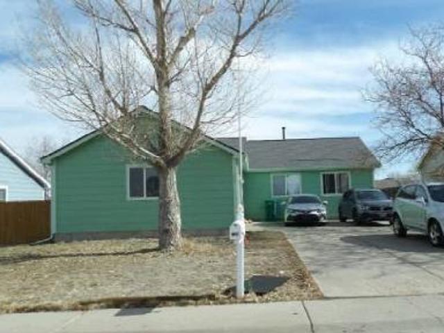 House for sale in Bennett