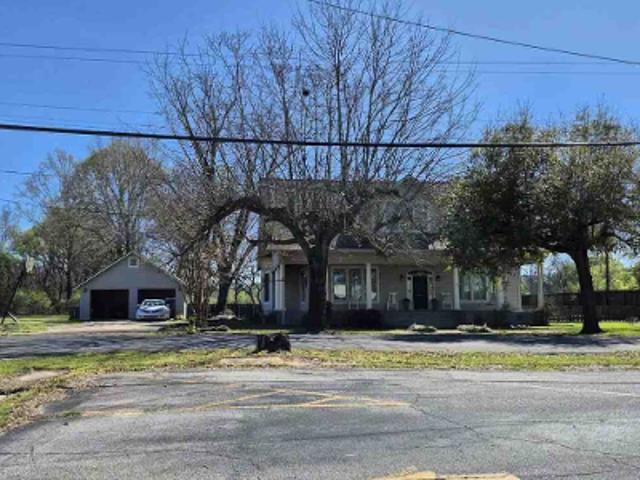 House for sale in Aliceville, Alabama