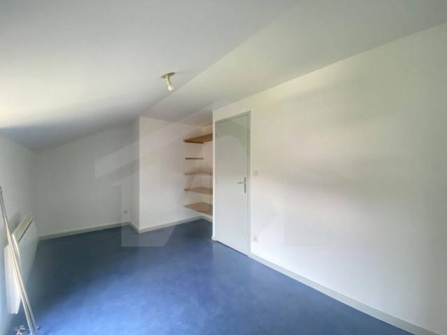 Appartement location à Le Village, Saint-Martin-d'Hères