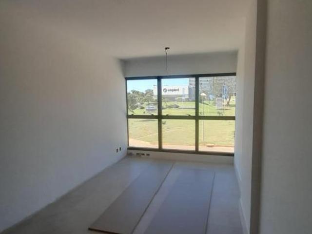 Apartamento venda em Região Geográfica Imediata do Distrito Federal, Região Integrada de Desenvolvimento do Distrito Federal e Entorno