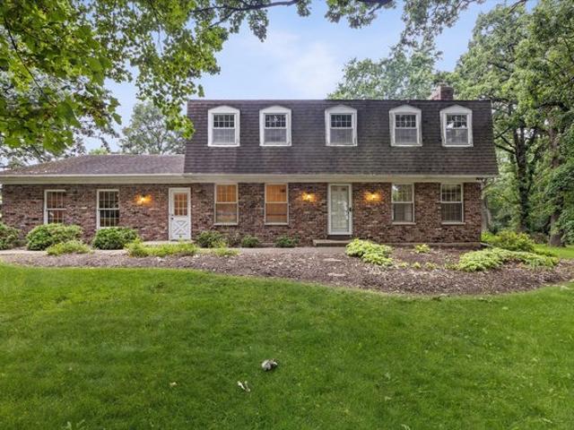 House for sale in Batavia, Illinois