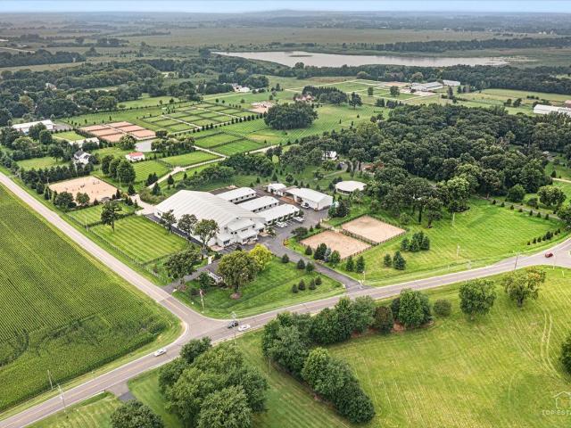 Farm for sale in North Aurora, Illinois