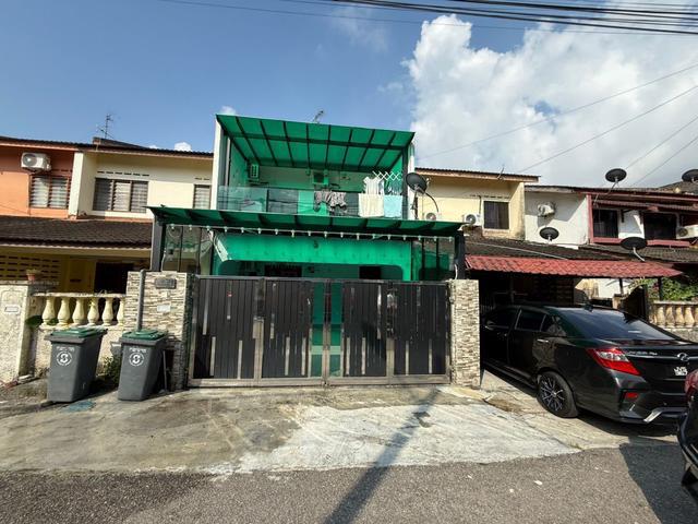 Terraced House for sale in Ulu Tiram, Johor