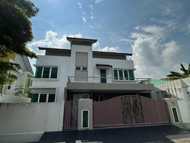 Bungalow for sale in Georgetown, Penang