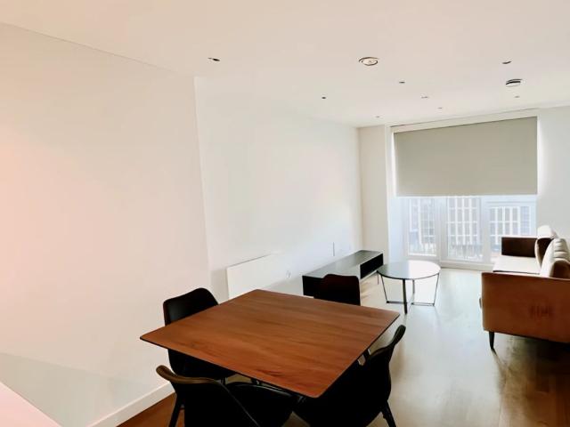 Apartment for rent in City Centre, Salford