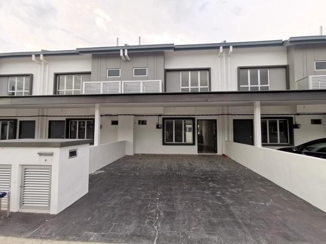 Terraced House for rent in Tanjong Sepat, Selangor