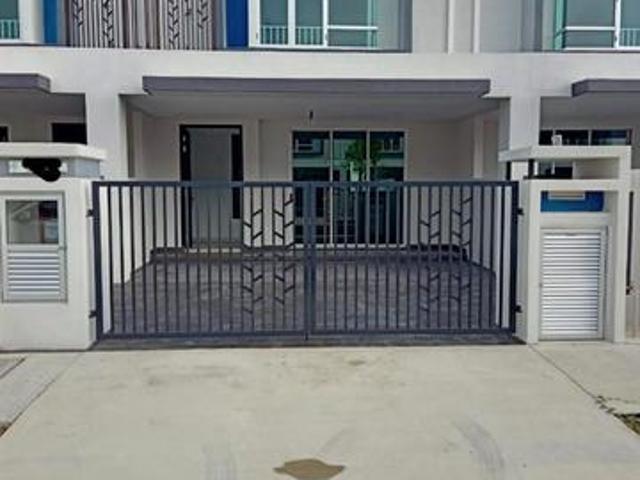 Terraced House for sale in Tanjong Sepat, Selangor