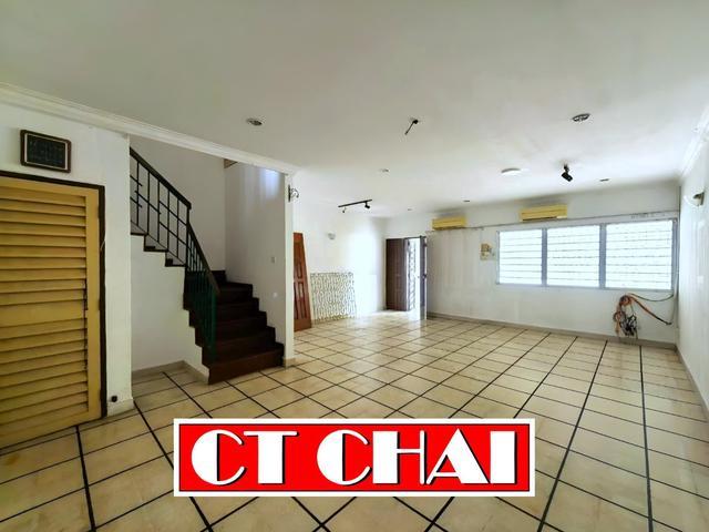 Terraced House for sale in Greenlane Heights, George Town