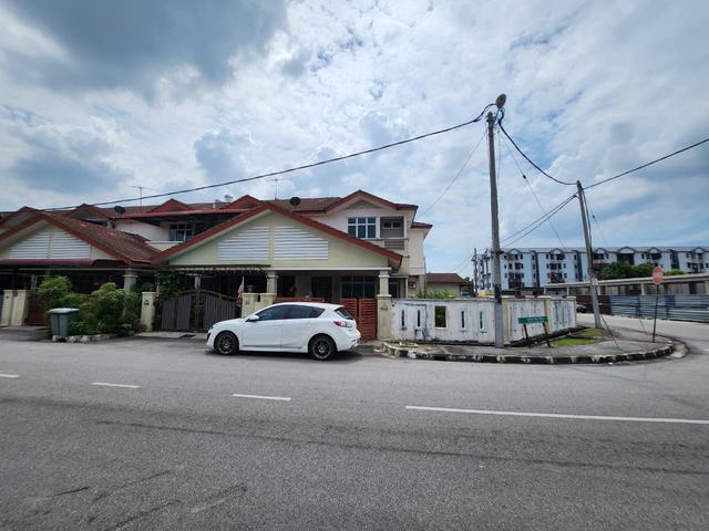 Terraced House for sale in Wellesley, Penang